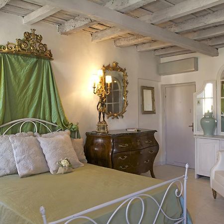 Bed and Breakfast Le Stanze Del Cardinale Pavía Habitación foto