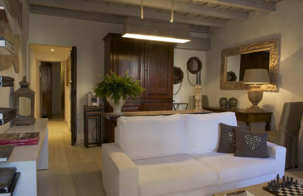 Bed and Breakfast Le Stanze Del Cardinale Pavía Habitación foto