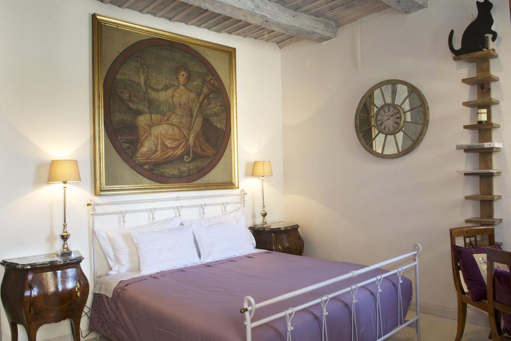 Bed and Breakfast Le Stanze Del Cardinale Pavía Habitación foto